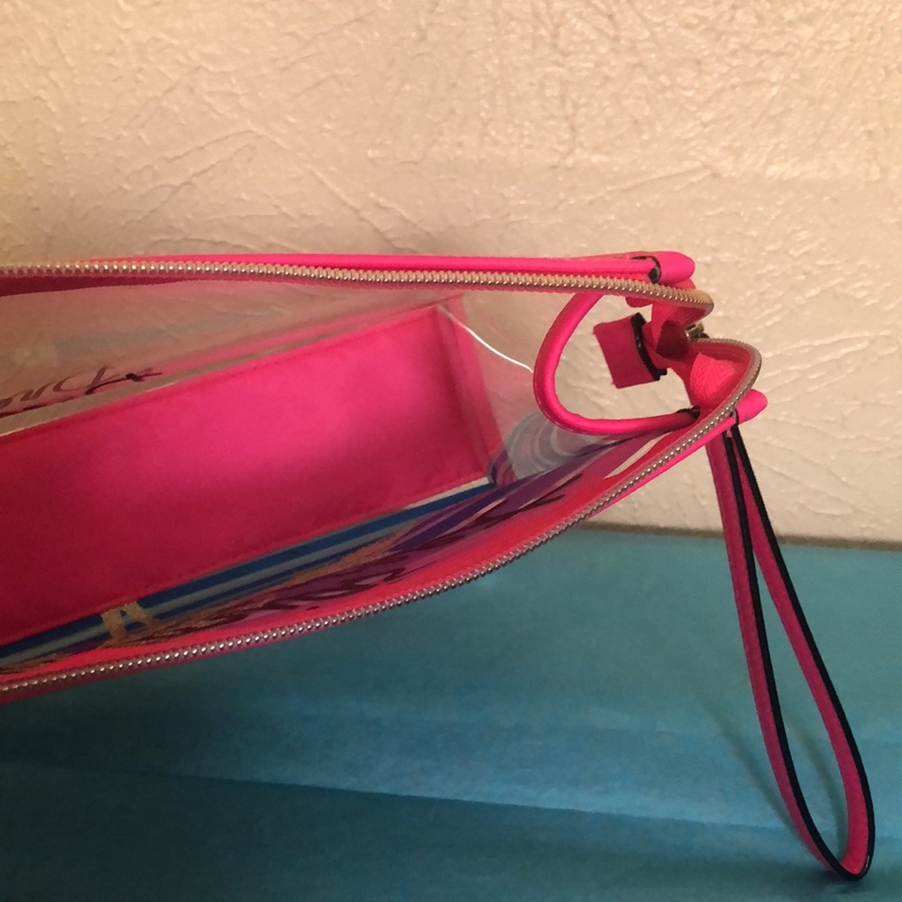 Victoria’s Secret! Swimsuit Bag! Makeup Bag! - Picture 3 of 3